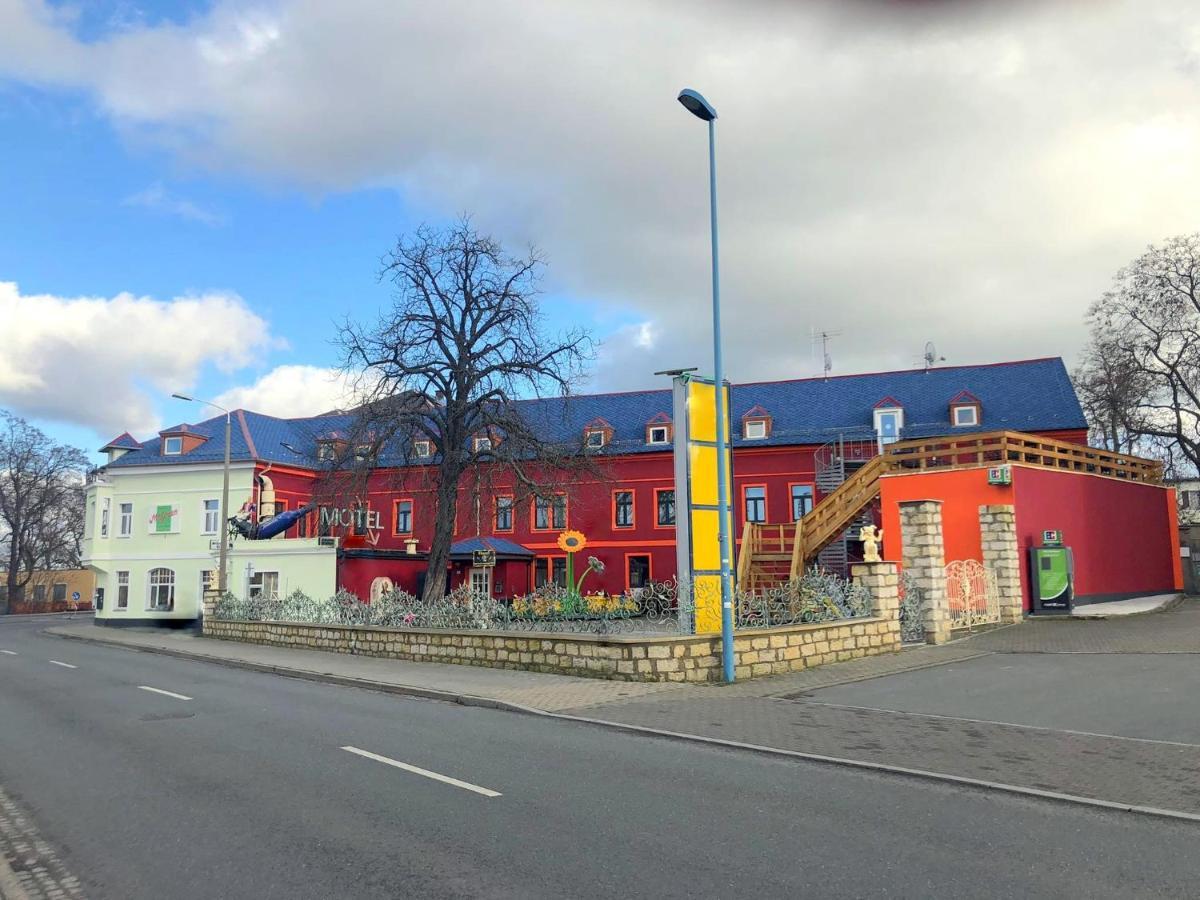 Hotel Eulenspiegel - Das Erlebnishotel In Riesa Esterno foto