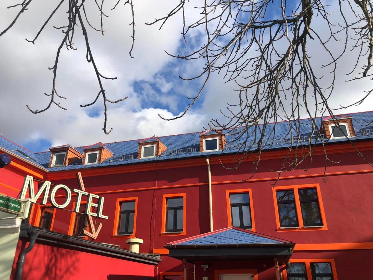 Hotel Eulenspiegel - Das Erlebnishotel In Riesa Esterno foto